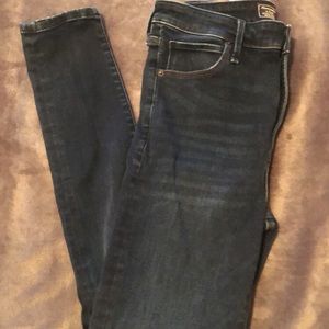Ambercrombie and Fitch high rise skinny jeans
